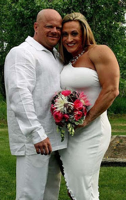 Hochzeitsbilder Bodybuilding Paar