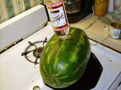 Melone mit Wodka füllen - zum saufen